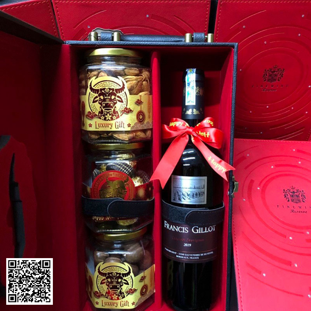 Set Quà Tặng Vang Francis Gillot 2019 Pháp - Chocolate - Hạt Hạnh Nhân - Macca 