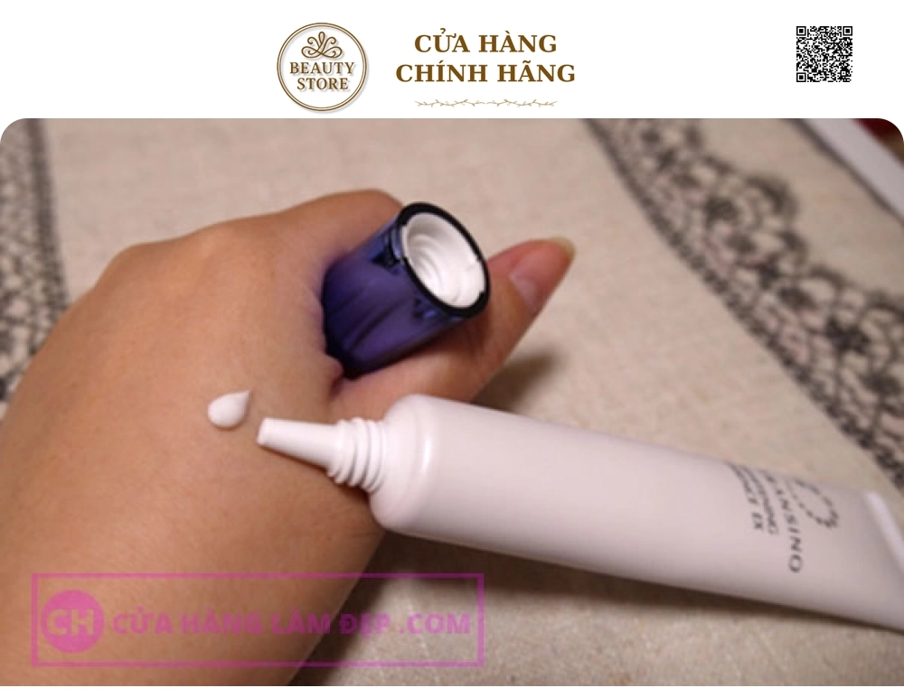 Kem Mờ Nám, Trắng Da Transino Whitening Essence Ex 30g