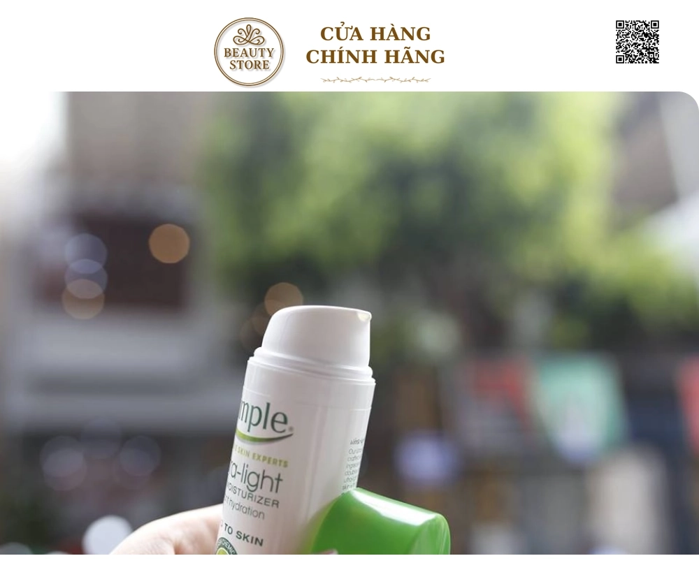 Kem Dưỡng Ẩm Simple Ultra-Light Gel Moisturizer