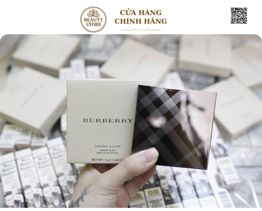 Phấn Má Hồng Burberry Light Glow Natural Blush